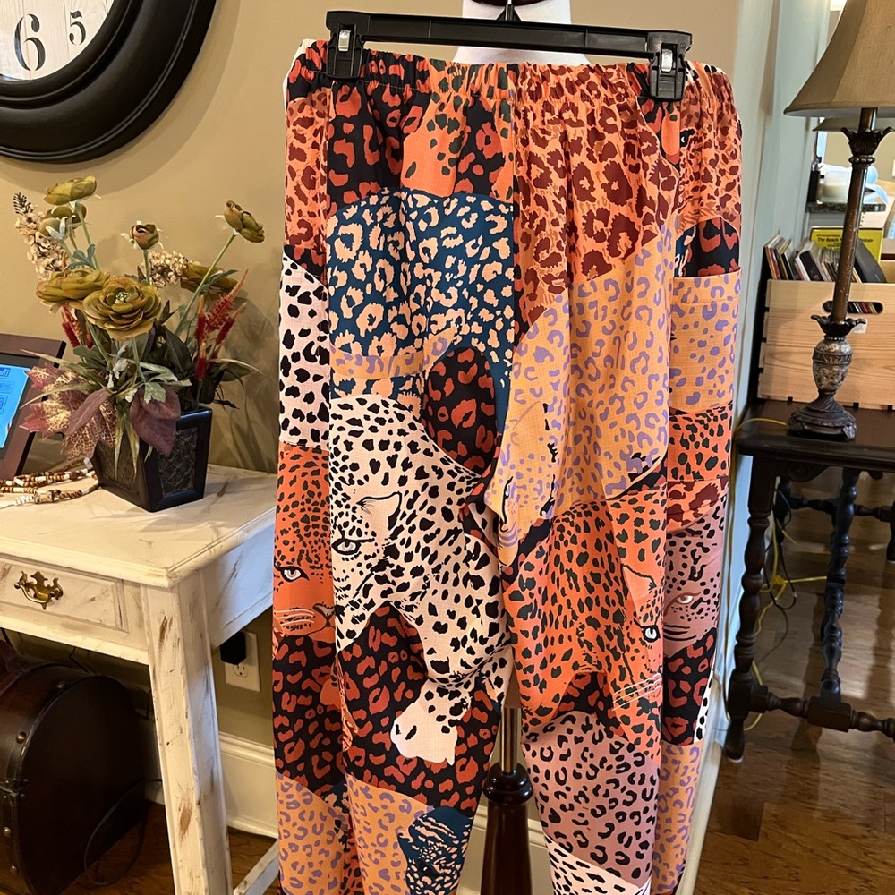 Safari pants. - Picture 10 of 16